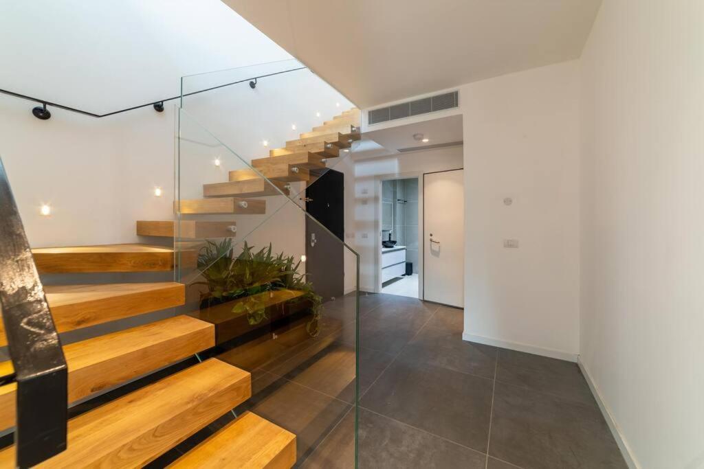 Amazing Penthouse On Gordon Beach 8 Guests เทลอาวีฟ ภายนอก รูปภาพ